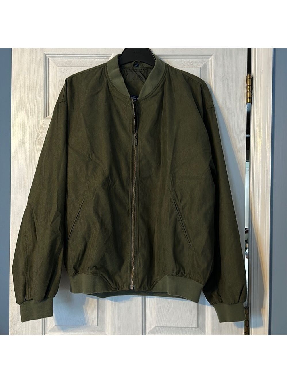 Winner Mate water resistant men’s coat; size XL